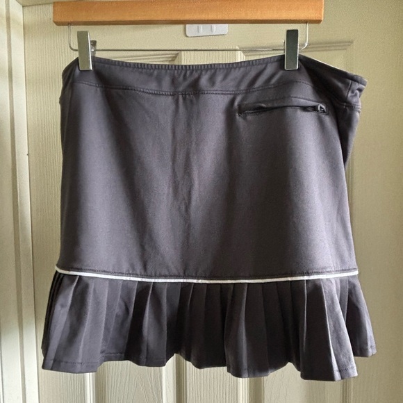 Slazenger Golf Skirt, gray, built in shorts, size XL - Picture 4 of 7